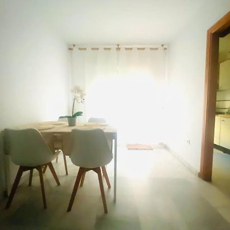 Apartamento De Dos Dormitorios En Almeria. Luaran gambar